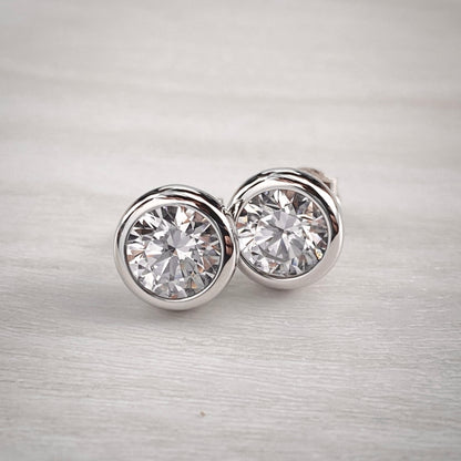 Signature Round Bezel Studs