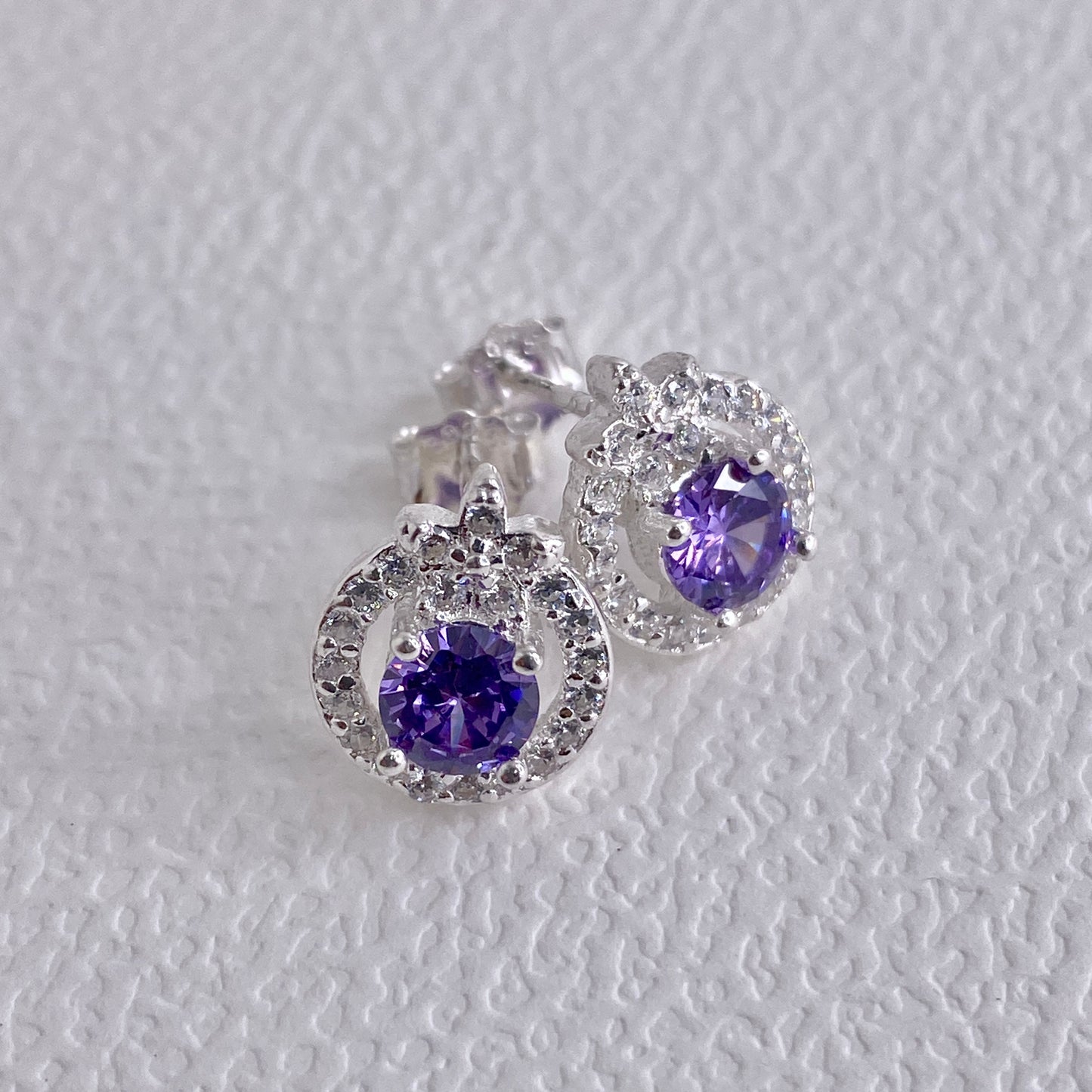 Mystic Purple Round Halo Stud